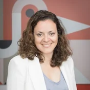 Aurélie Perruche, Managing Director at Deskopolitan